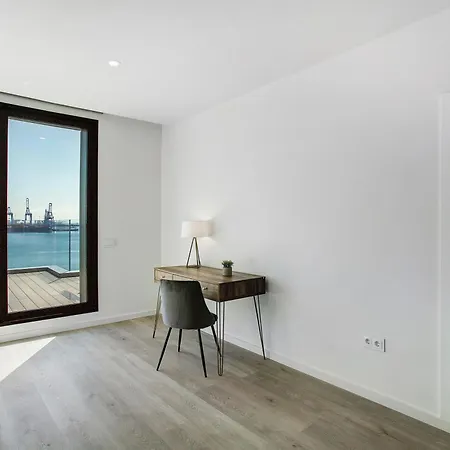 Wonderful Penthouse And Apartment